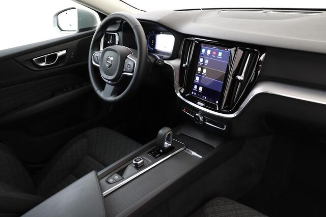 Volvo V60 B3 (M-HYBRID) ESSENTIAL EDITION -ADAP.CRUISE|BLIS|CLIMATE|CAMERA