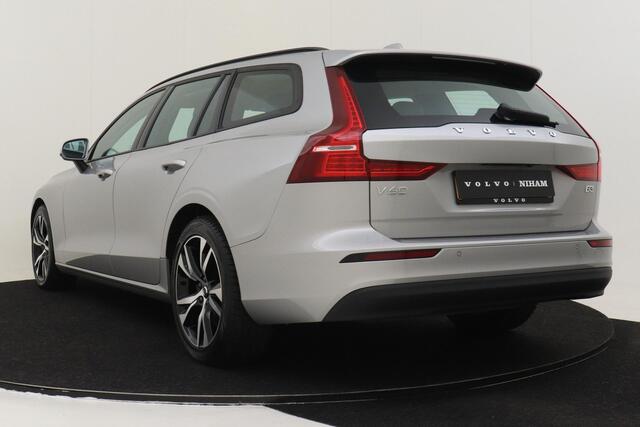 Volvo V60 B3 (M-HYBRID) ESSENTIAL EDITION -ADAP.CRUISE|BLIS|CLIMATE|CAMERA
