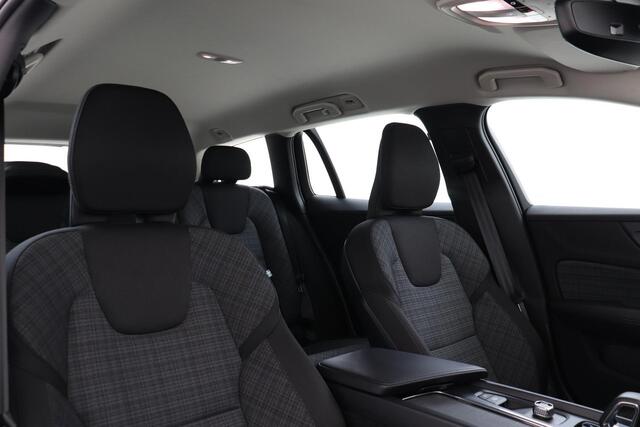 Volvo V60 B3 (M-HYBRID) ESSENTIAL EDITION -ADAP.CRUISE|BLIS|CLIMATE|CAMERA