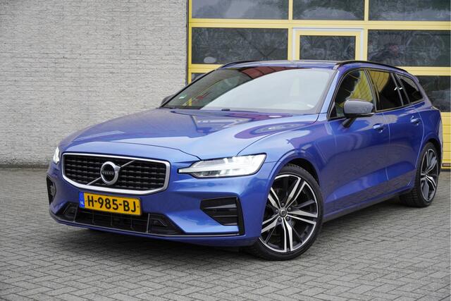Volvo V60 2.0 T4 191PK! Automaat R-Design BJ2020 Lmv 19" | Led V+A | Pdc | Navi | App-Connect | Virtual cockpit | Keyless entry | Climate control | Cruise control | Elek. voorstoelen+Mem 2x | Verwarmde voorstoelen | Sportstoelen | Zwarte hemel | Elek. achterklep