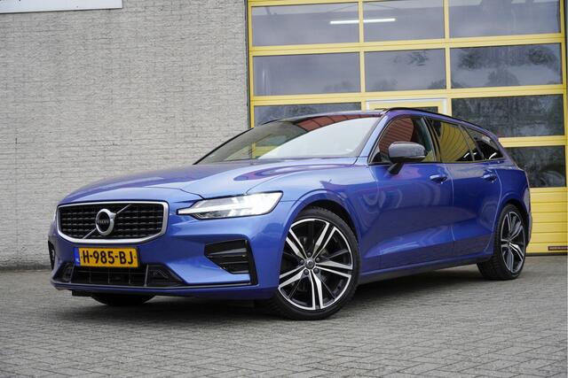 Volvo V60 2.0 T4 191PK! Automaat R-Design BJ2020 Lmv 19" | Led V+A | Pdc | Navi | App-Connect | Virtual cockpit | Keyless entry | Climate control | Cruise control | Elek. voorstoelen+Mem 2x | Verwarmde voorstoelen | Sportstoelen | Zwarte hemel | Elek. achterklep