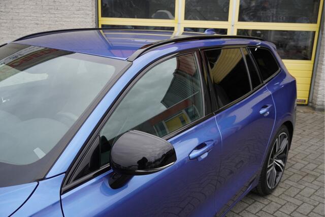 Volvo V60 2.0 T4 191PK! Automaat R-Design BJ2020 Lmv 19" | Led V+A | Pdc | Navi | App-Connect | Virtual cockpit | Keyless entry | Climate control | Cruise control | Elek. voorstoelen+Mem 2x | Verwarmde voorstoelen | Sportstoelen | Zwarte hemel | Elek. achterklep