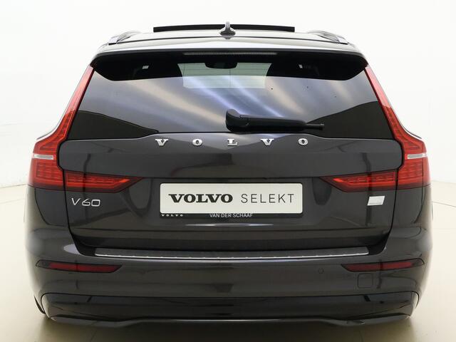 Volvo V60 T6 350PK AWD Ultimate Dark / H&K audio / Panorama dak / HUD / Elek stoelen / Stoel/- en stuurverwarming / BLIS / Trekhaak /