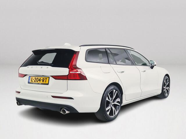 Volvo V60 B3 Aut. Momentum Advantage | Parkeercamera | Apple Carplay | Trekhaak