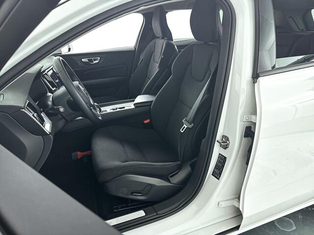 Volvo V60 B3 Aut. Momentum Advantage | Parkeercamera | Apple Carplay | Trekhaak