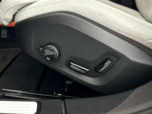 Volvo V60 T6 Aut. Twin Engine AWD Inscription | Panoramadak | Harman Kardon | Massage stoelen | Trekhaak