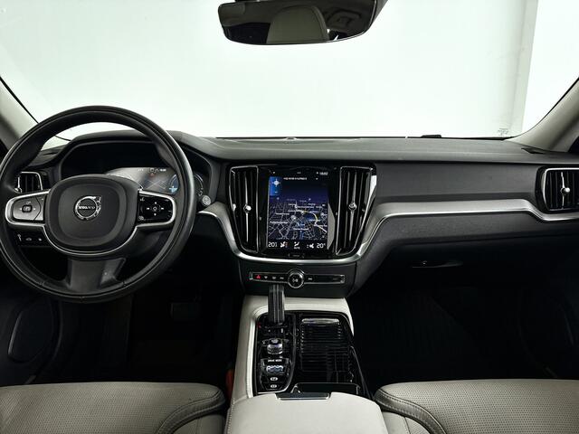 Volvo V60 T6 Aut. Twin Engine AWD Inscription | Panoramadak | Harman Kardon | Massage stoelen | Trekhaak