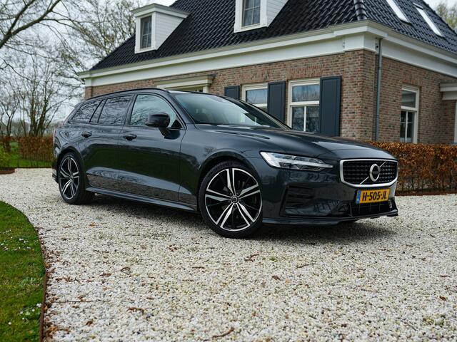 Volvo V60 T4 Geartronic R-Design I Polestar l Styling kit l Trekhaak l CarPlay l Camera l 19" l 1e eig.