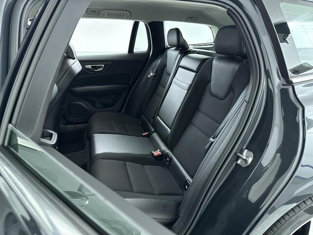 Volvo V60 T5 Aut. Momentum Pro | Trekhaak | Parkeercamera