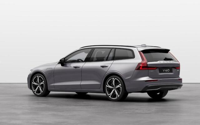 Volvo V60 2.0 T6 Plug-in hybrid AWD Plus Dark | Panoramadak | Head Up Display | Aurora Silver | Donker Glas | 360 Camera | 19" |