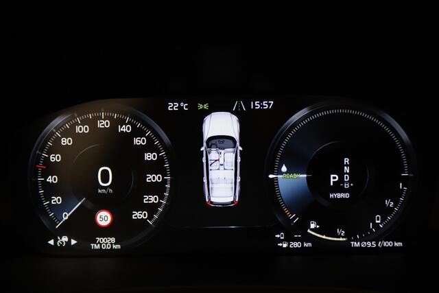 Volvo V60 2.0 T8 Recharge AWD R-Design