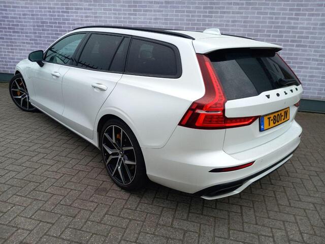 Volvo V60 2.0 T8 AWD Polestar Engineered Elek. bestuurdersstoel | Achteruitrijcamera | Elektrisch schuif-kanteldak | Apple Carplay | Stoelverwarming | Cruise Control
