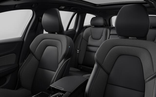 Volvo V60 2.0 T6 Plug-in hybrid AWD Plus Dark | Premium pack | Panodak | 360 Camera | Head-Up | 19" | Getint glas