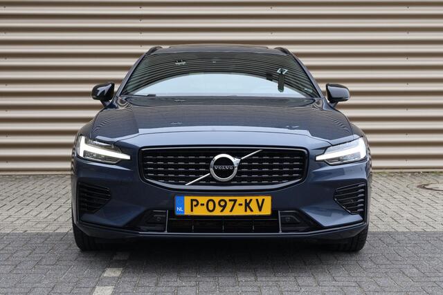 Volvo V60 T6 Recharge AWD R-Design | 20" Polestar velgen | Panoramadak | Pilot Assist
