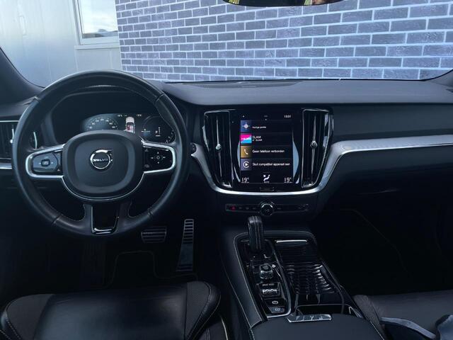 Volvo V60 2.0 T6 Recharge AWD R-Design