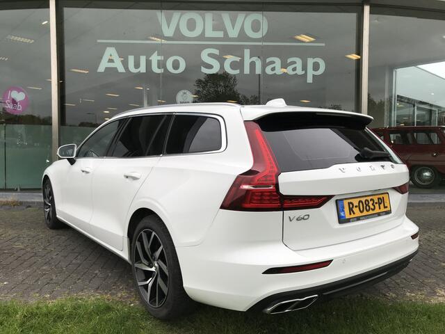 Volvo V60 2.0 D4 Momentum Pro Automaat | Rijklaar incl 12 mnd Bovag | Keyless Trekhaak Navigatie Adaptieve cruise