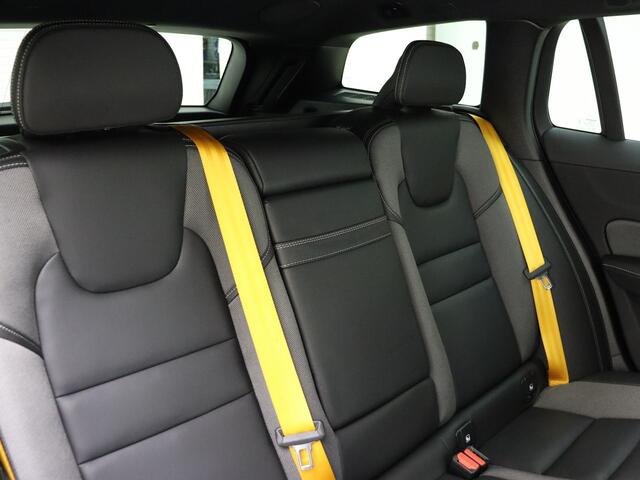 Volvo V60 T8 405pk AWD Polestar Engineered / 20" Gesmeden Polestar Velgen / Öhlins instelbare demper / Brembo Performance Remmen / 360º Camera / Harman&Kardon /