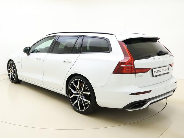 Volvo V60 T8 405pk AWD Polestar Engineered / 20" Gesmeden Polestar Velgen / Öhlins instelbare demper / Brembo Performance Remmen / 360º Camera / Harman&Kardon /