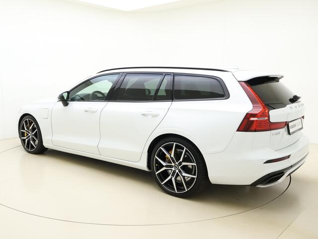 Volvo V60 T8 405pk AWD Polestar Engineered / 20" Gesmeden Polestar Velgen / Öhlins instelbare demper / Brembo Performance Remmen / 360º Camera / Harman&Kardon /
