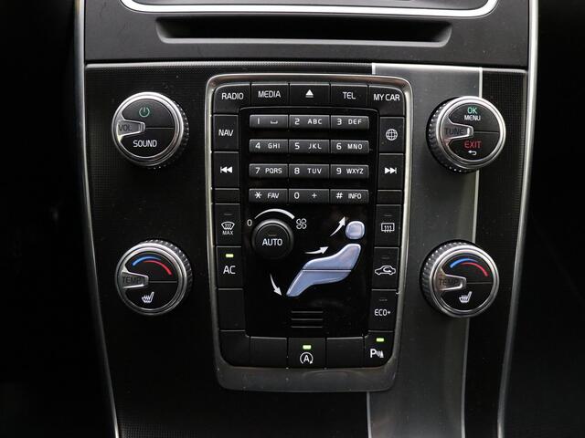 Volvo V60 T3 153pk Automaat Nordic+ Sport / Standkachel / 18'' + All Season banden / Sportstoelen / Stoelverwarming / On Call / Act. Bochtverlichting / Xenon /