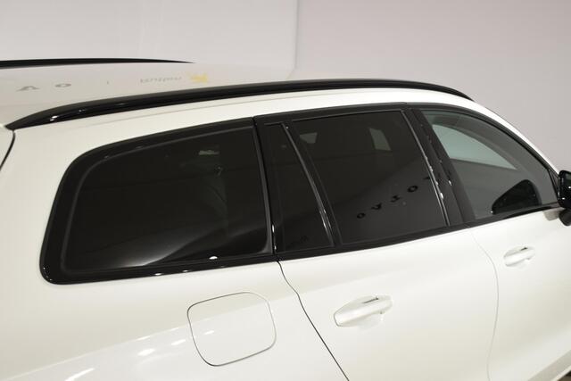Volvo V60 T6 350PK Automaat AWD Plus Dark / Adaptieve Cruisecontrol / Parkeersensoren / Stoelverwarming / Stuurverwarming / Lighting / Elektrische Stoelen /