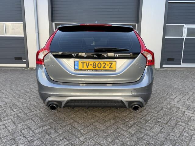 Volvo V60 2.0 T4 Bus. Sport R-Disign Automaat NAP Cruise Stoelverwarming P