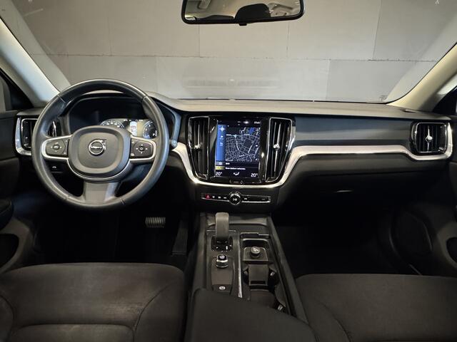 Volvo V60 2.0 B3 Momentum Advantage Automaat | Adaptive cruise | Elektr. trekhaak | Camera | Dealer onderhouden | NL auto