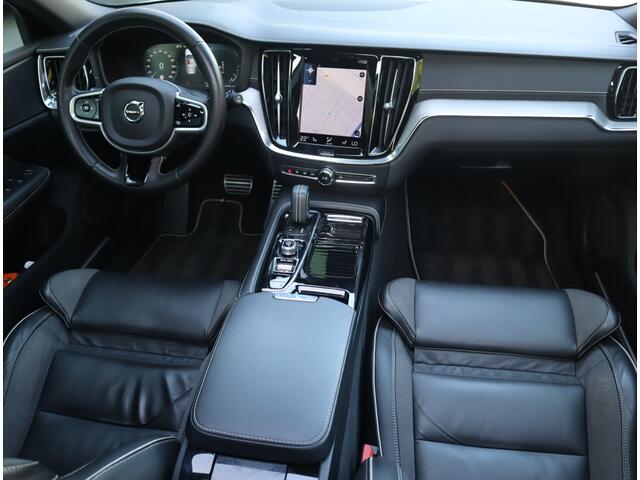 Volvo V60 2.0 T6 Recharge AWD R-Design / Panoramadak