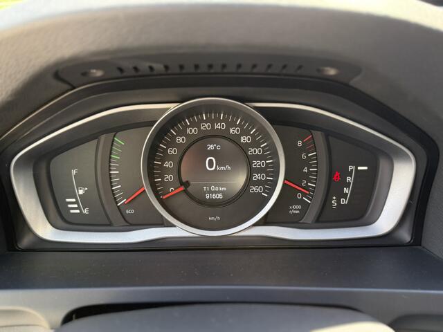 Volvo V60 1.5 T2 | 1e EIGENAAR | TREKHAAK | NL AUTO | XENON | STOELVERWARMING | DEAL. ONDH