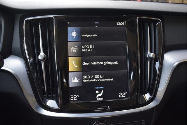 Volvo V60 2.0 T4 Momentum Pro Trekhaak, Elek. achterklep, Carplay