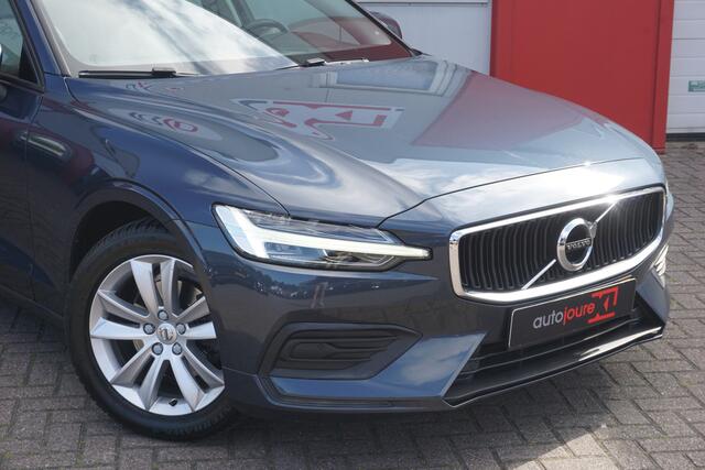 Volvo V60 2.0 D3 Momentum | Panoramadak | Leder | Navigatie | Cruise Control |