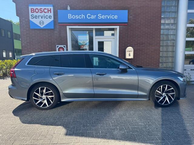 Volvo V60 2.0 T5 184kW Momentum