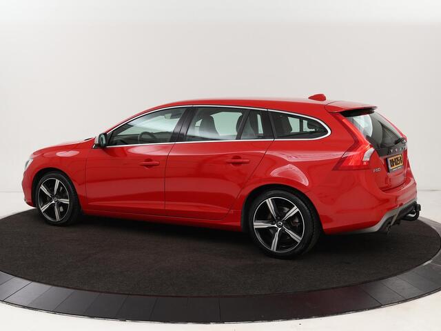 Volvo V60 2.0 T4 Business Sport