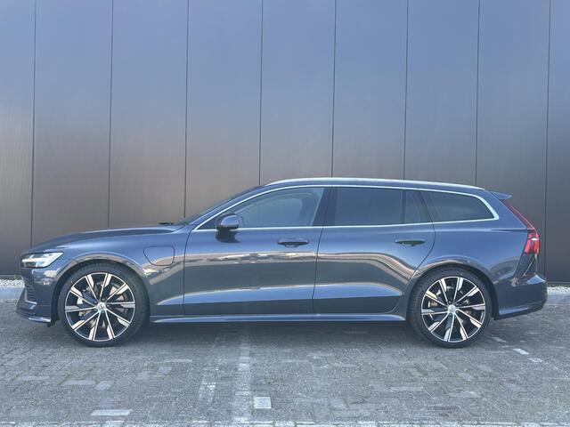 Volvo V60 2.0 T6 Plug-in hybrid AWD Essential Edition / 20 Inch / Styling pakket / Elektrische trekhaak / Leder / Getinte ramen /