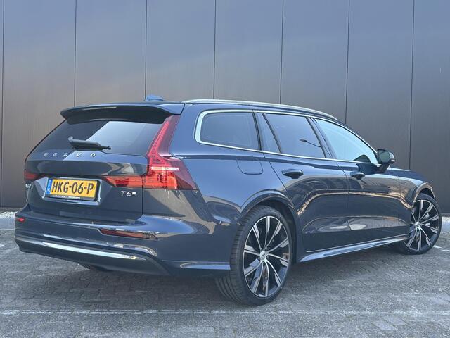 Volvo V60 2.0 T6 Plug-in hybrid AWD Essential Edition / 20 Inch / Styling pakket / Elektrische trekhaak / Leder / Getinte ramen /