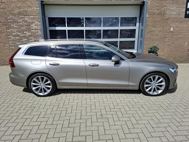 Volvo V60 2.0 T6 Recharge AWD Inscription