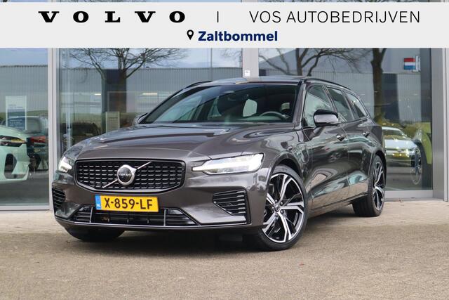 Volvo V60 2.0 T6 Plug-in hybrid AWD Plus Dark | Schuif-/ kanteldak| Keyless Entry| Stoelverwarming voor + achter| Stuurwielverwarming| 19'' Lichtmetalen velgen|