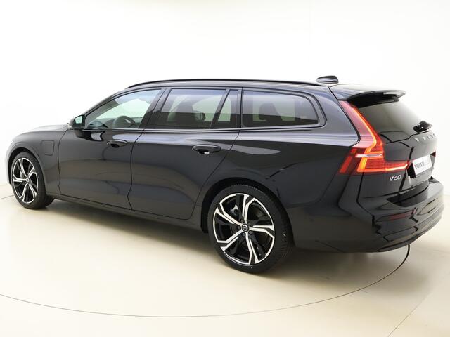 Volvo V60 T6 350PK Plug-in hybrid AWD Plus Dark | Lighting | 360 Camera | Harman/Kardon