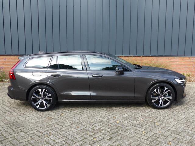Volvo V60 B4 Plus Dark