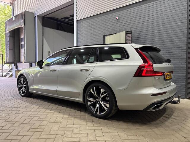 Volvo V60 T6 Recharge R-Design | Long Range | ACC | Panoramadak | Head-Up | harman/kardon | Trekhaak