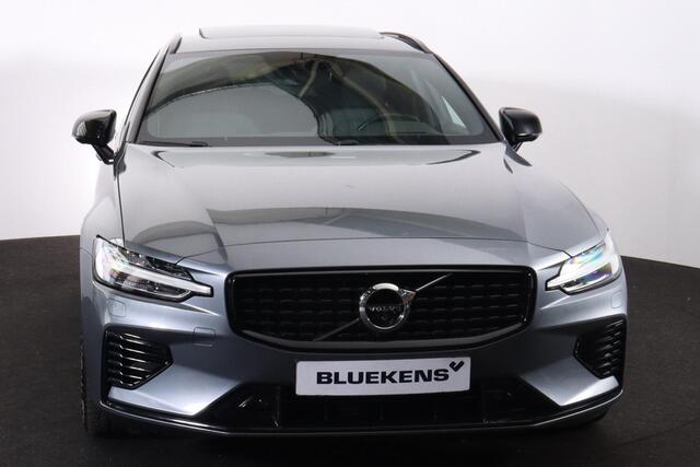 Volvo V60 T8 AWD Polestar Engineered - Panorama/schuifdak - IntelliSafe Assist & Surround - 360º Camera - Bowers & Wilkins audio - Adaptieve LED koplampen - Verwarmde voorstoelen, stuur & achterbank - Parkeersensoren voor & achter - Elektr. bedienb. voorstoelen met