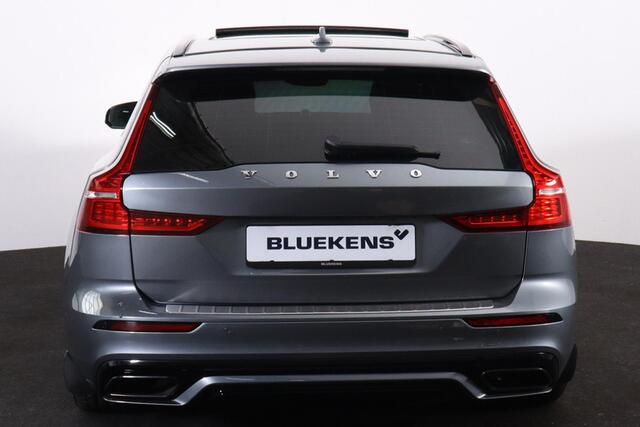 Volvo V60 T8 AWD Polestar Engineered - Panorama/schuifdak - IntelliSafe Assist & Surround - 360º Camera - Bowers & Wilkins audio - Adaptieve LED koplampen - Verwarmde voorstoelen, stuur & achterbank - Parkeersensoren voor & achter - Elektr. bedienb. voorstoelen met