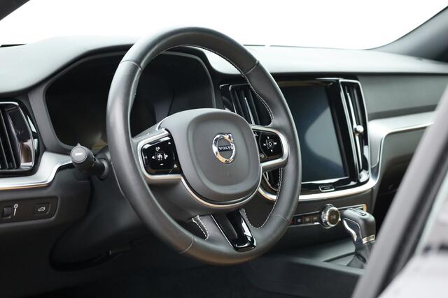 Volvo V60 2.0 T4 Inscription | Navi | Pilot Assist | Bliss | Stoelverw. | Leder | 19''
