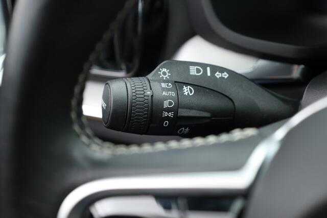 Volvo V60 2.0 T4 Inscription | Navi | Pilot Assist | Bliss | Stoelverw. | Leder | 19''