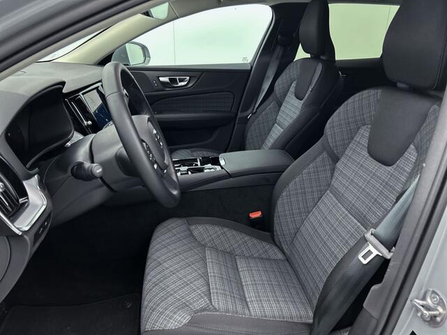 Volvo V60 2.0 T6 AWD Core Bright | trekhaak