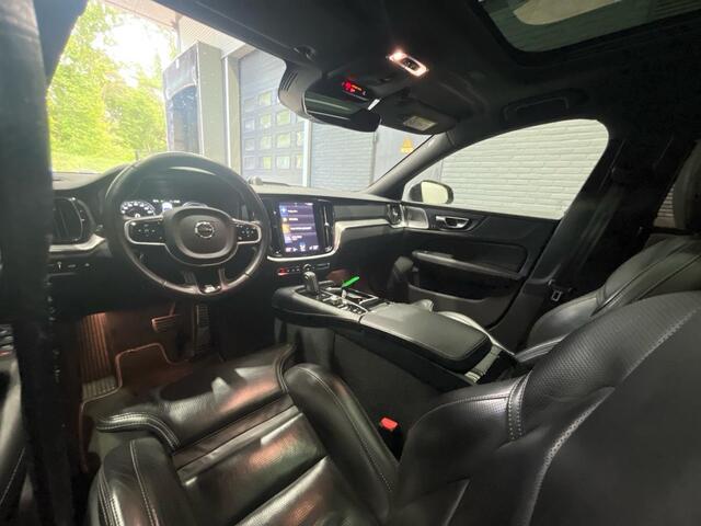 Volvo V60 T8 Twin Engine R-Design | Bowers&Wilkins | Massage+Ventilatie | Head-Up | 360° Camera | ACC | BLIS