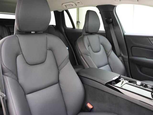 Volvo V60 T6 350PK AWD Plus Dark / Harman en kardon audio / 19'''velgen / camera voor en achter / BLIS / Elektr. verstelbare stoelen /