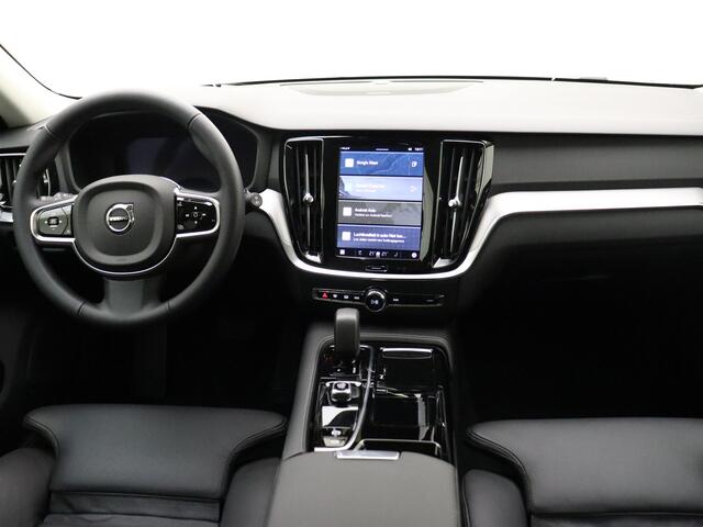 Volvo V60 T6 350PK AWD Plus Dark / Harman en kardon audio / 19'''velgen / camera voor en achter / BLIS / Elektr. verstelbare stoelen /