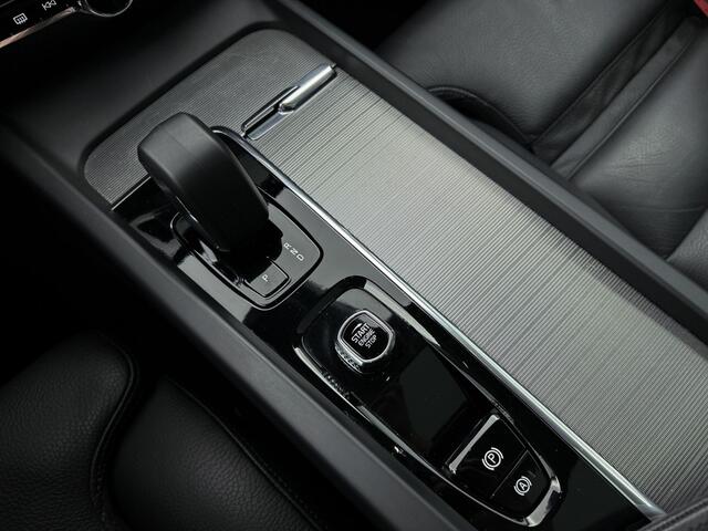 Volvo V60 2.0 B3 Plus Dark