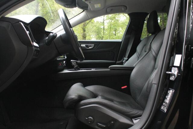 Volvo V60 2.0 T5 Inscription | 360° camera | Apple Carplay